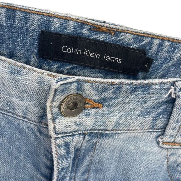 Calvin Klein Jeans Women's Straight Leg Medium Wash Stretch Denim Blue Size 4 - Picture 2 of 10